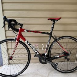 Trek Madone 5.2 Carbon Bike In  Great Condition