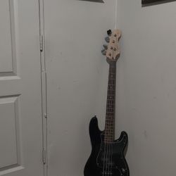 Guitar Bass Squier Fender JBL 612 