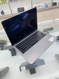 MacBook Pro 2019 16gb ram 512gb ssd