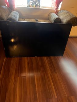 Samsung 50” 4K Smart TV UN50NU6900