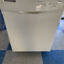 Whirlpool Dishwasher/ Clean Working Condition