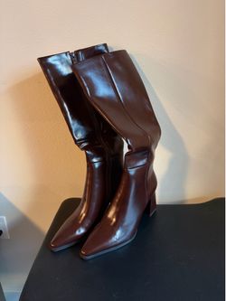 Burgundy boots 9.5