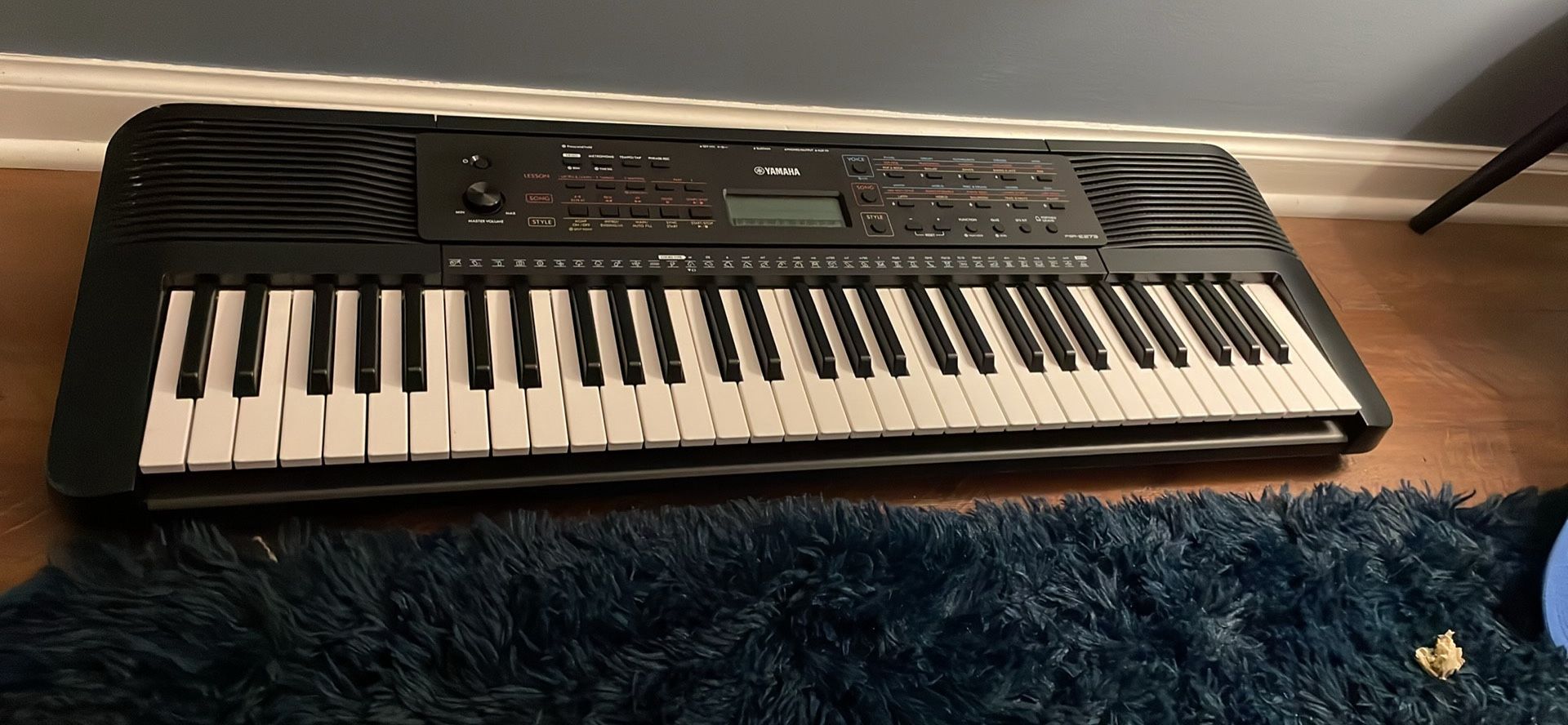 Yamaha Par-e273 Piano