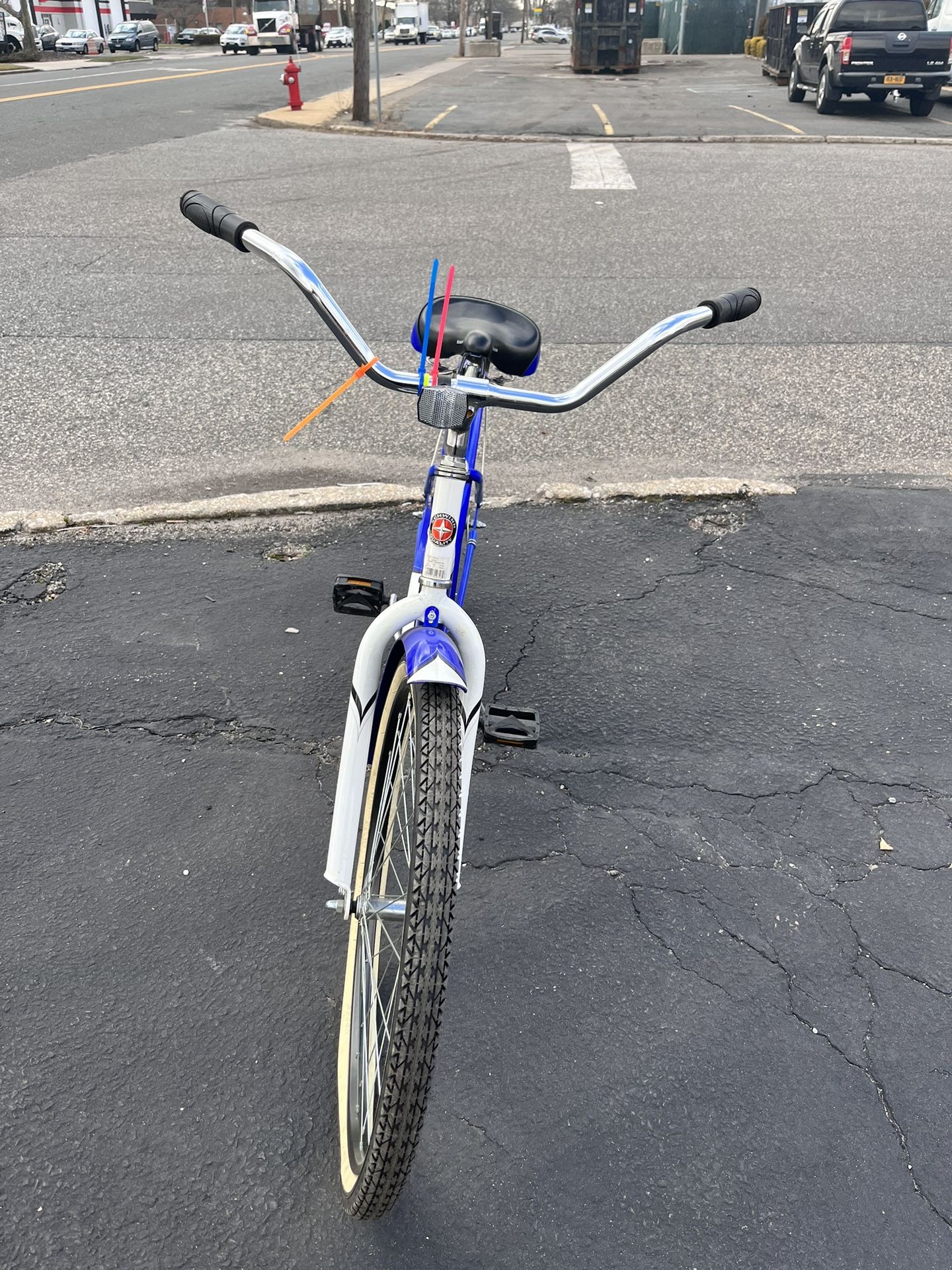 schwinn legacy beach cruiser blue