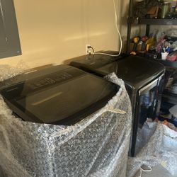 Black Samsung Washer & Dryer
