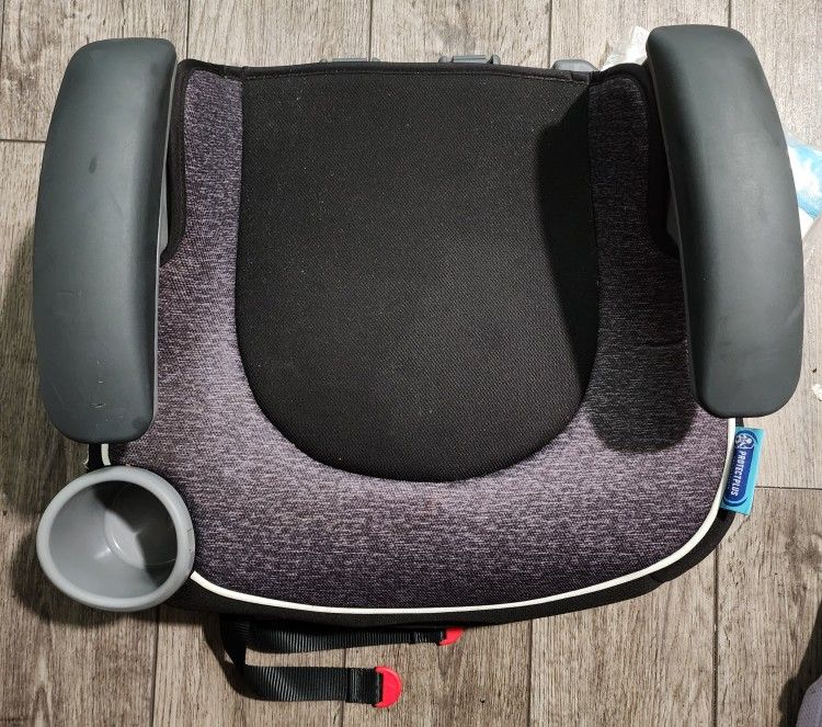 Graco Backless Car Seat