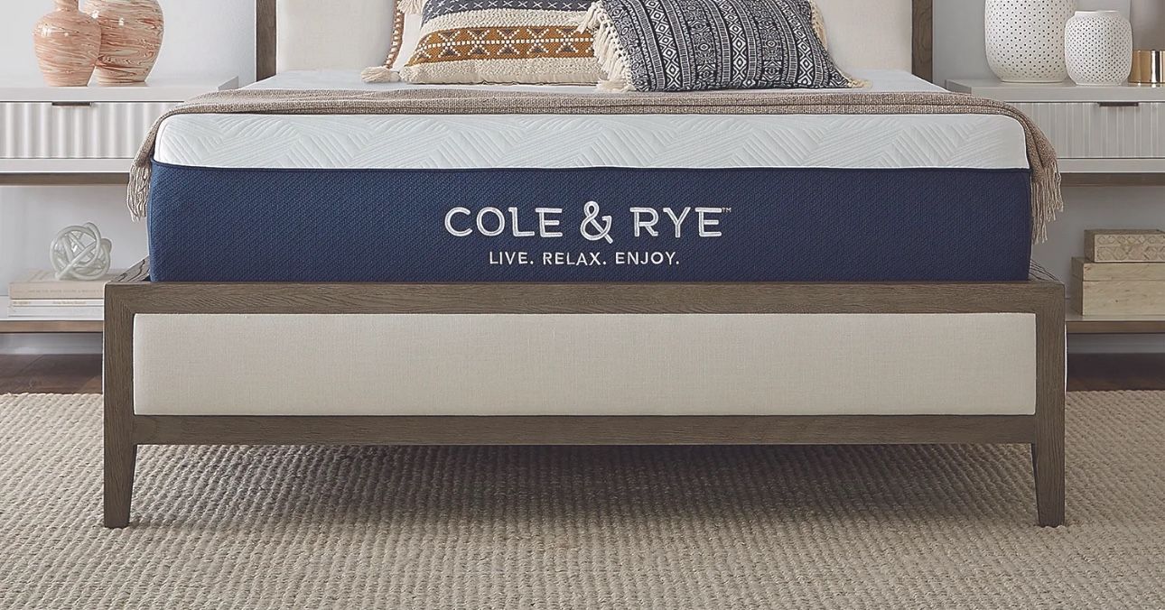 New Queen Cole & Rye Articsky 10" Cooling, Gel Memory Foam Mattress, Queen Size: 80"L x 60"W x 10"H. Brand new in the box.