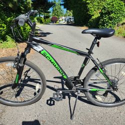 Men's & Woman's Schwinn Mountain Bikes