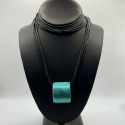 Elegant Turquoise Pendant Necklace