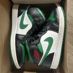 Air Jordan 1 Mid 