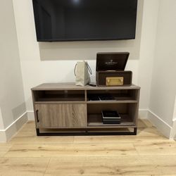 Modern Wood Entertainment Center / TV Stand – Excellent Condition