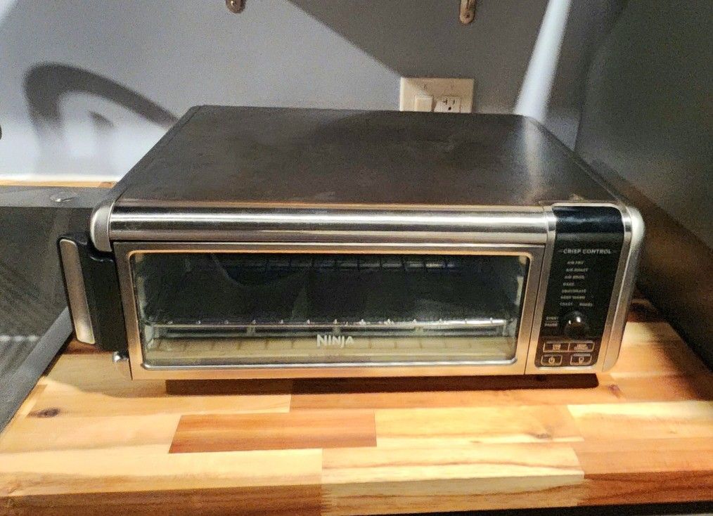 19"W x 8" H - One y/o convection oven