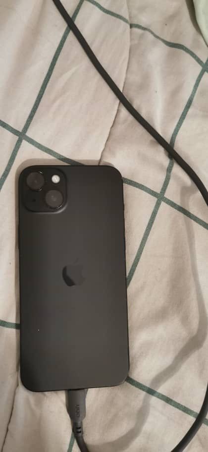 iPhone 15+