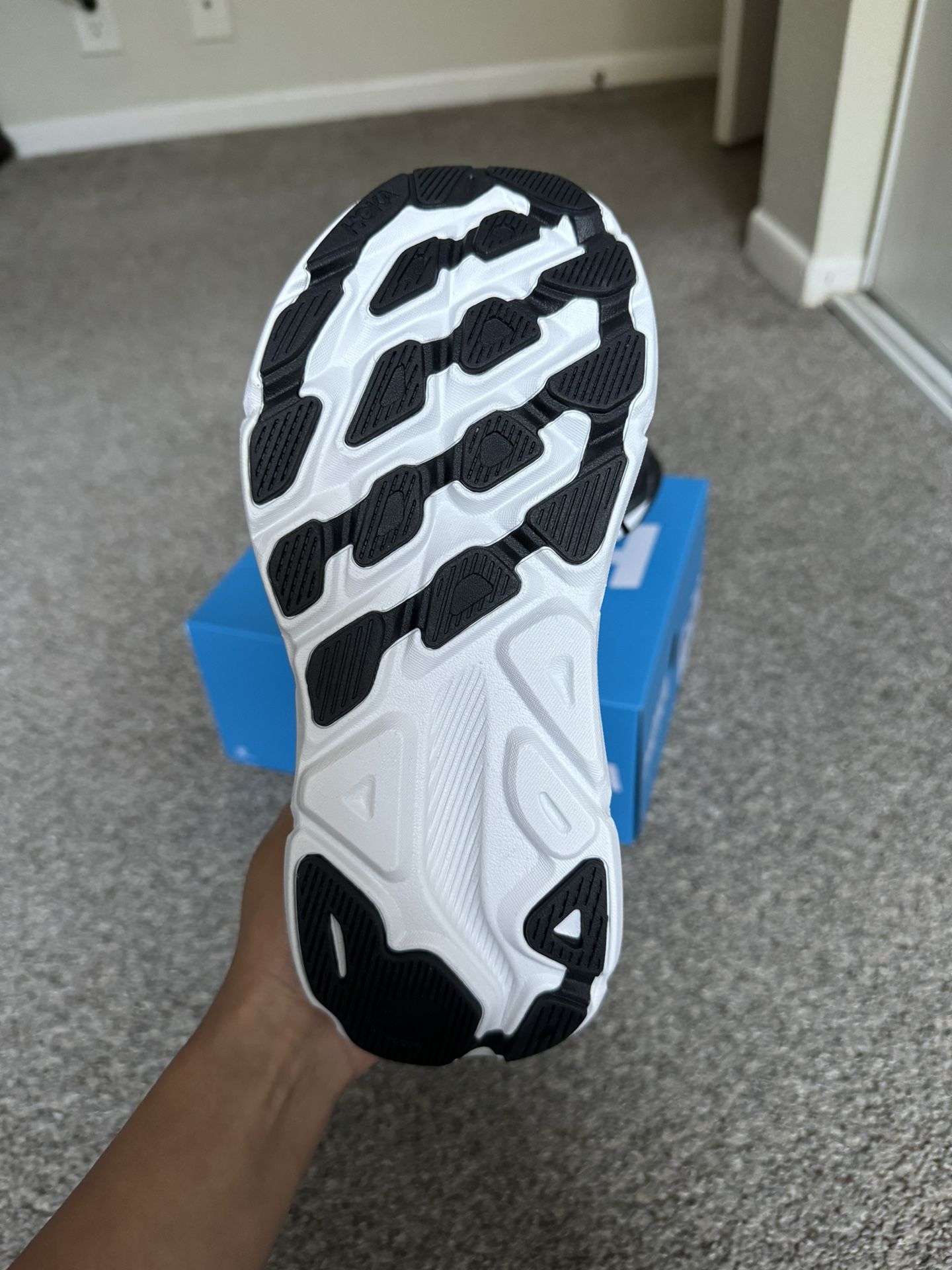 Hoka Clifton 9 Women’s