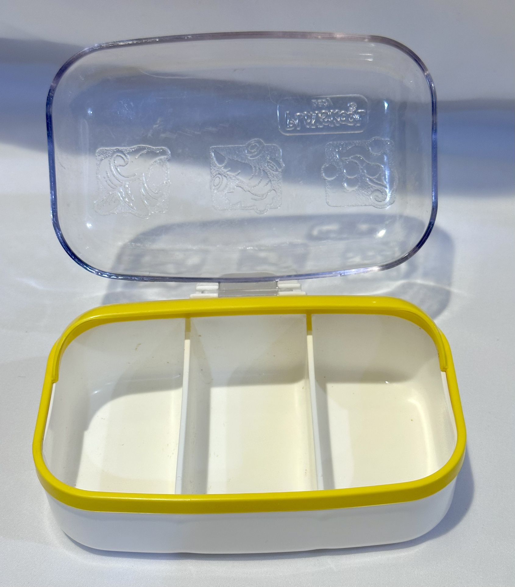 Rare Vintage Playskool Baby Food Storage Container 3 Compartment 1990’s Yellow