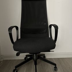 Desk/Gaming Chair