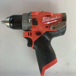 Milwaukee M12 FUEL 12V Lithium-Ion Brushless Cordless 1/2 in. Drill Driver (Tool-Only