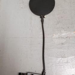 Pop filter