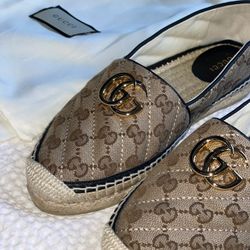 Women's GG Matelassé Espadrille Flats/GUCCI