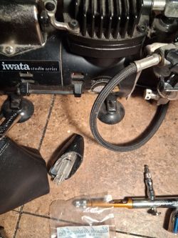 Airbrush equipment with one gun and accessories retail $450