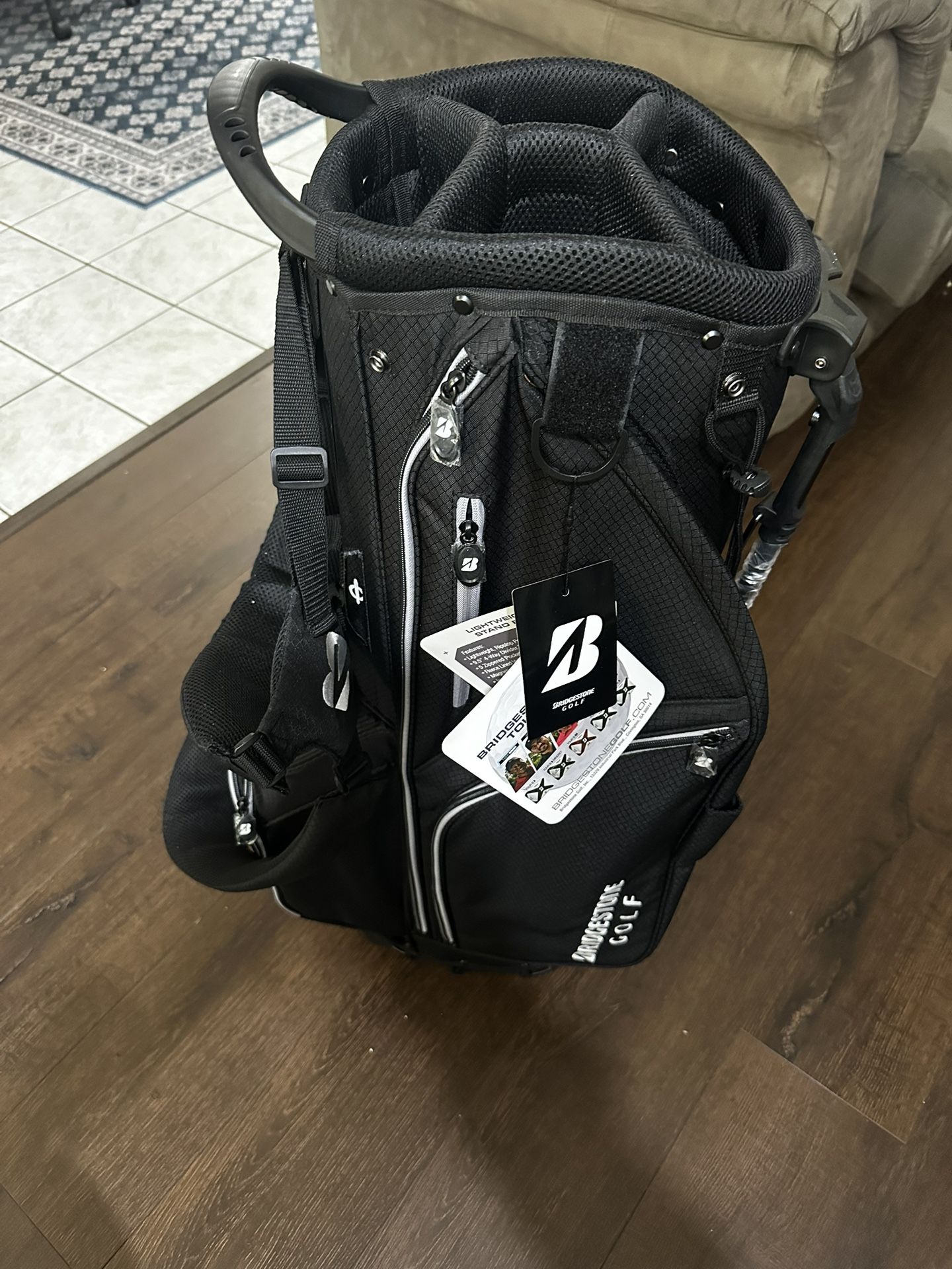 New BridgestoneGolf bag