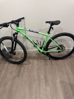 Specialized rockhopper Mountain Bike