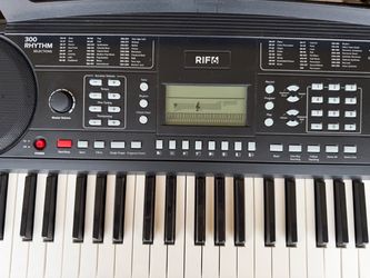 RIF6 61-Key Electronic Keyboard Piano - Great Condition!