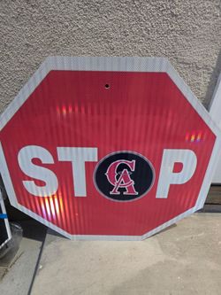 Angels stop sign