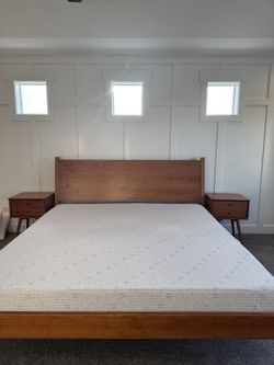 King Bed And Two Side Tables