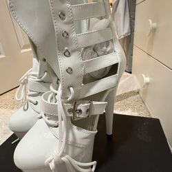 Pleaser Platform Gladiator Boots – White Patent | Size 9