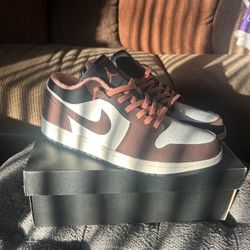 Jordan 1 low mocha 