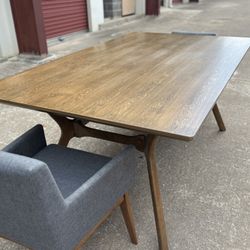 *FREE DELIVERY* Modern Solid Wood Dining Table w/ Chairs 