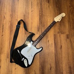 Guitar Hero Xbox 360 Fender guitar