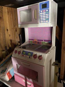 Barbie Kitchen 