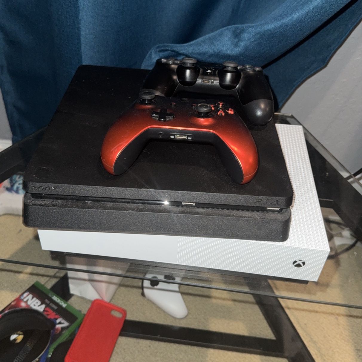 Selling PS4 And Xbox One S Digital 