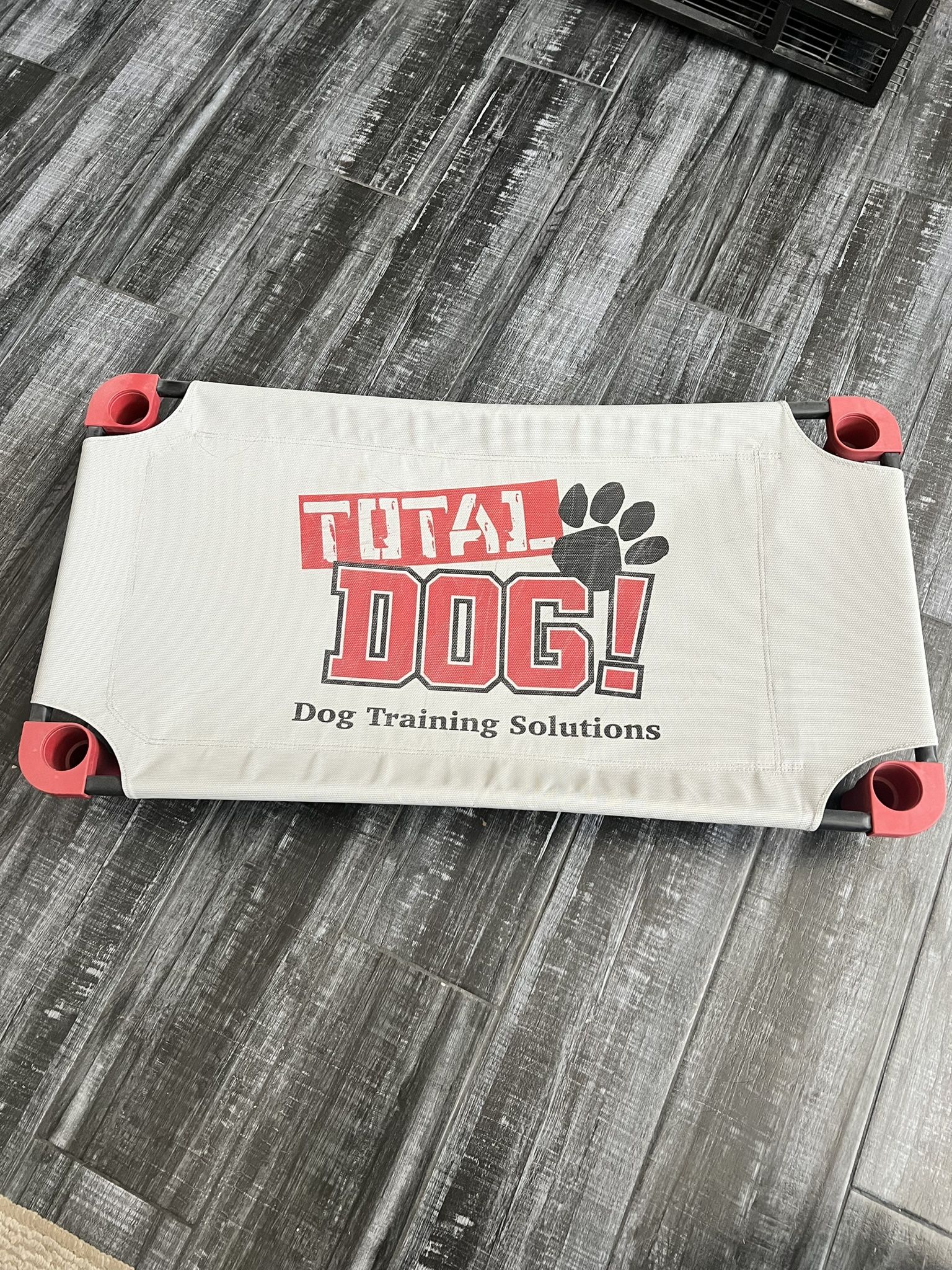 Total Dog Training Platform Large Elevated Bed