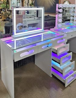 New Vanity Desk and Vanity Led Mirror W/ Built-in Bluetooth speakers. Available in 3 colors; White, Black and Pink.