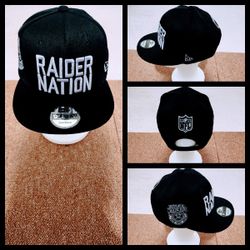 LAS VEGAS RAIDERS NFL FOOTBALL 🏈 SNAPBACK HAT.