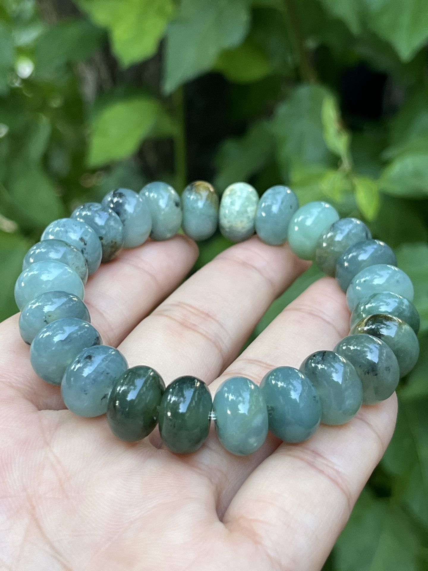 Stretchable Donut Xiuyu Jade Bracelet