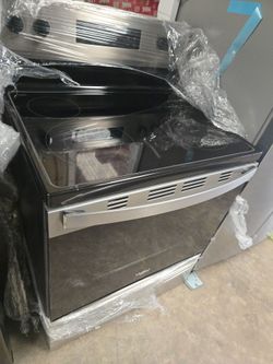 New electric stove $550