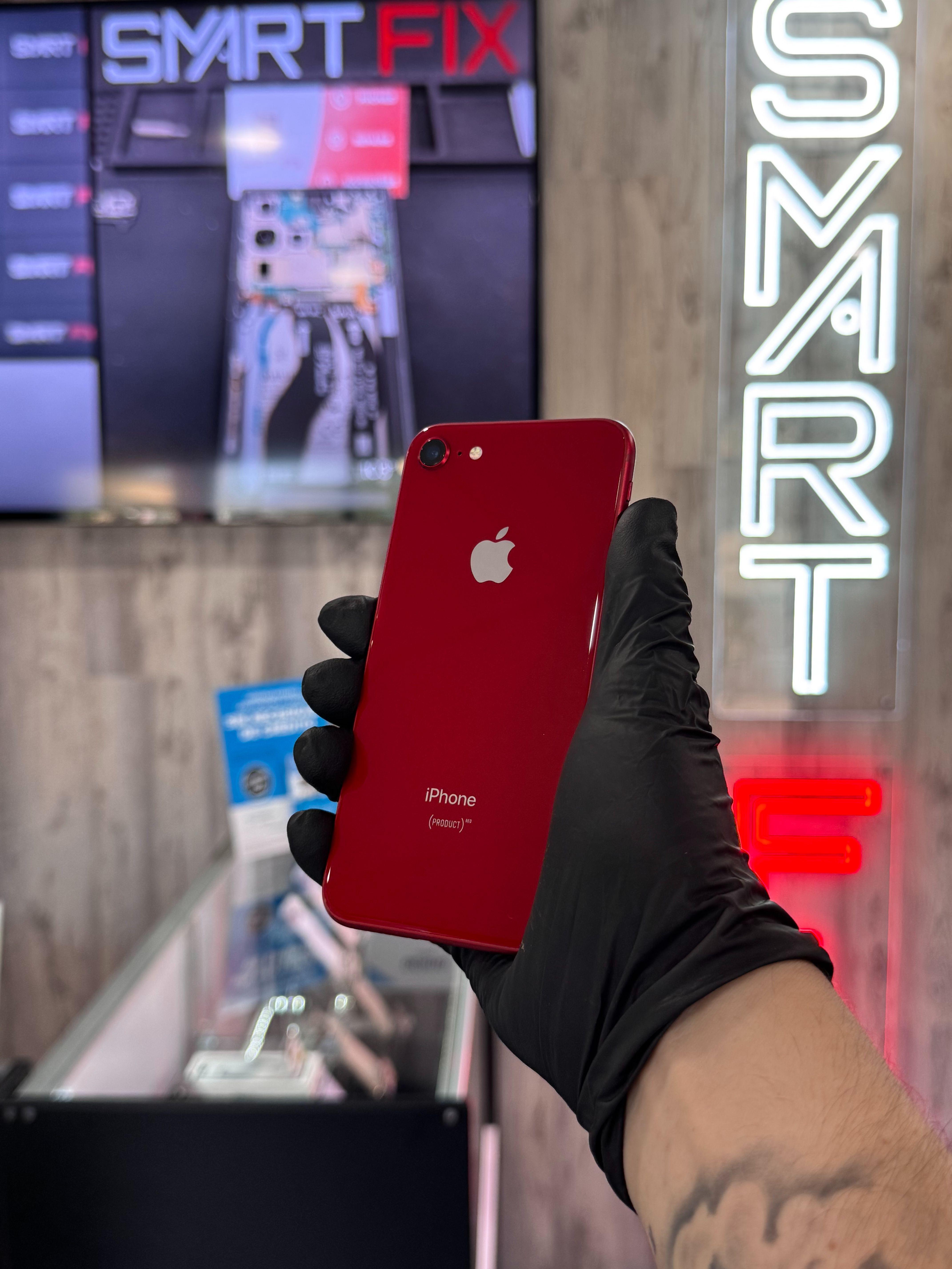 Apple iPhone 8 64 GB - Product Red® (Unlocked) + Warranty