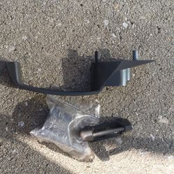 Storm Door  And Latch New Condition 