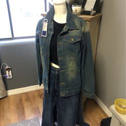 NWT- Men’s-size M -3/4 Length Jean Jacket