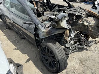 2025 Tesla Model 3 Parts Only