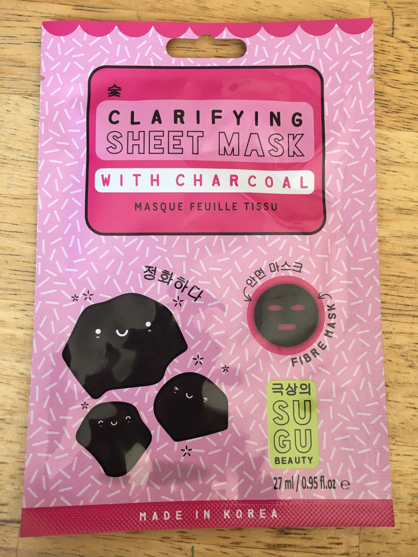 Face Mask - sheet mask with charcoal