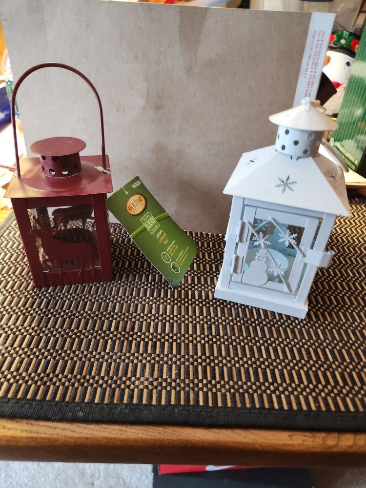 Set Of 2 Metal Christmas Candle Holders