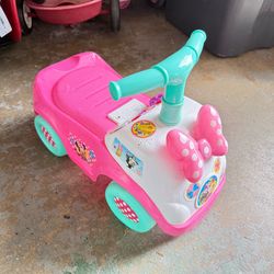 Toddler Minnie Mouse Riding Vehicle For Sale!