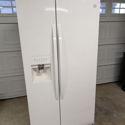 Kenmore Refrigerator $100