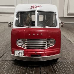 Diecast 1/24 Scale 1950 Ford Stepvan Great Condition Line New 