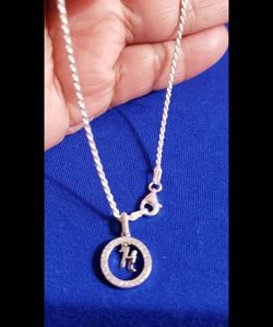 Precioso Dije Y Cadena En Plata 9.25 Diamantada Letra H